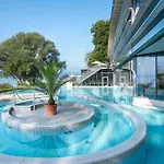 Zum Hoelltor Апартаменты