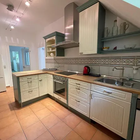 Apartman Zum Hoelltor *