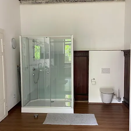 Zum Hoelltor Apartman *